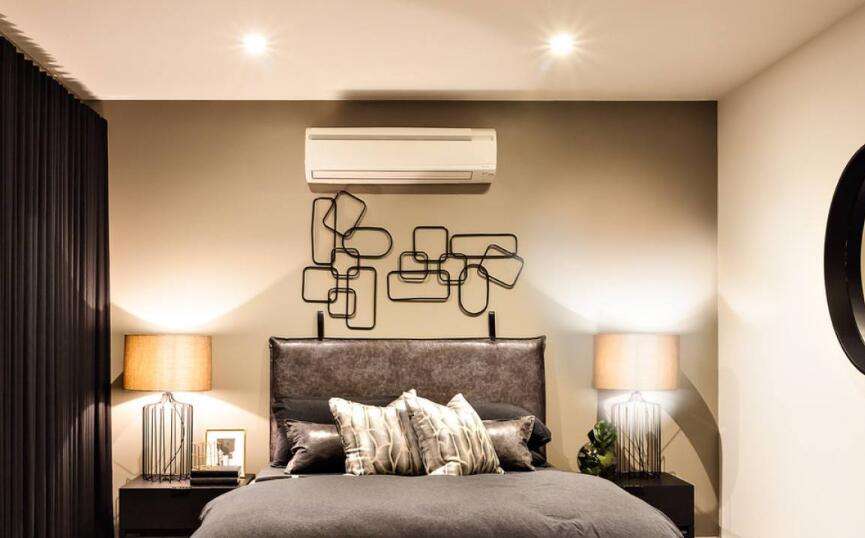 雲联：房间空调器安装规范