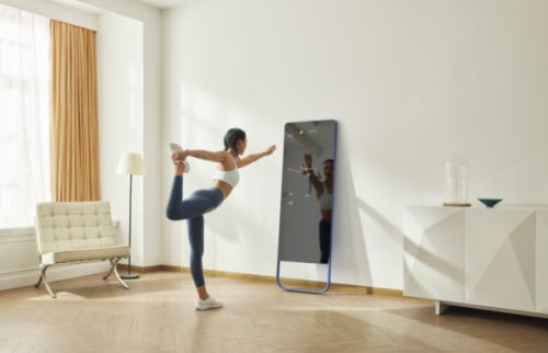 雲联：通过健身房中的智能镜子，可轻松打造智能健身房